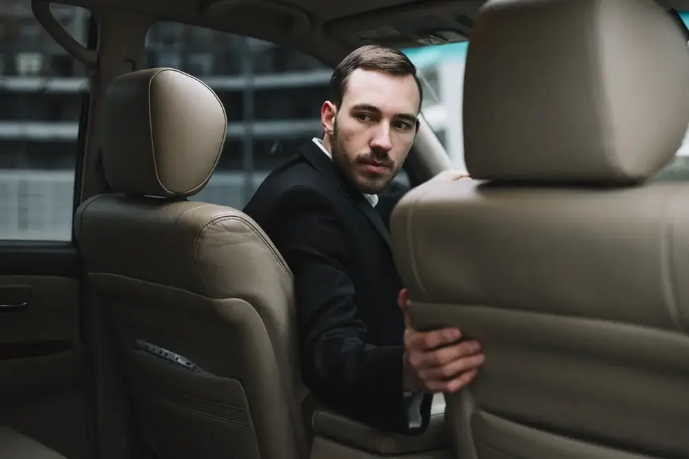 Luxury chauffeur jobs London Luxury vehicle transport companies